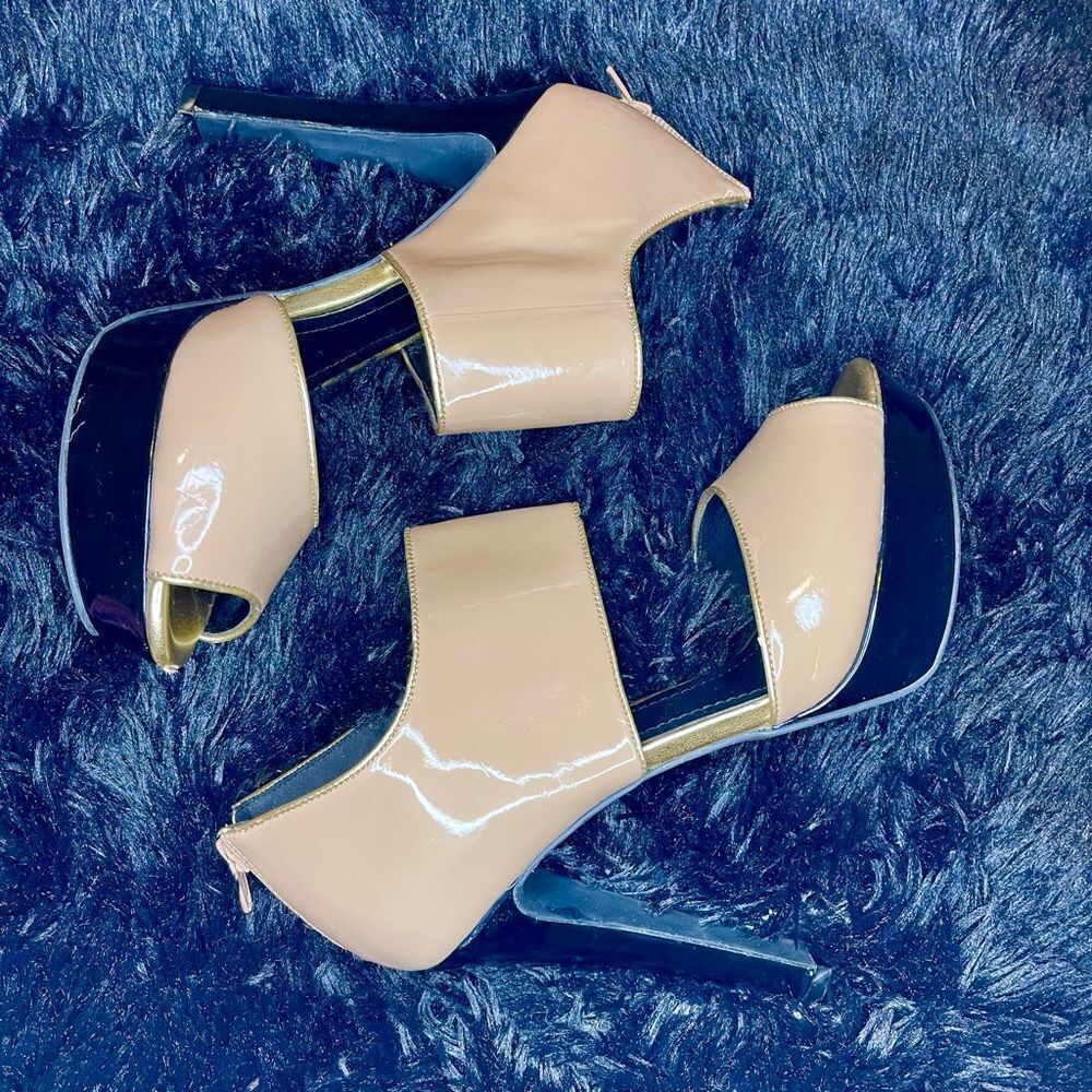 BCBGENERATION Tan Platform Peep-toe Pumps